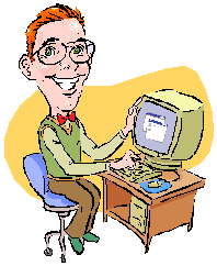 PCの前で笑う男性イメージ
